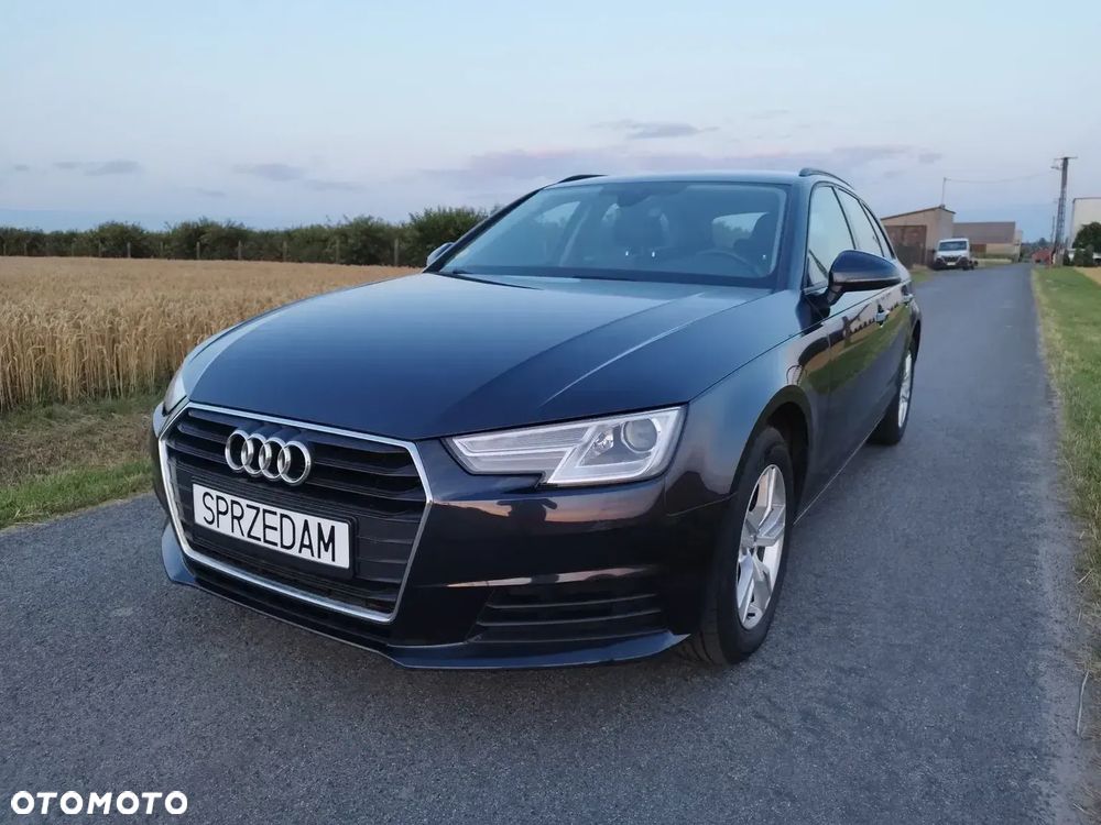 Audi A4 Avant 2.0 TDI ultra S tronic - 1