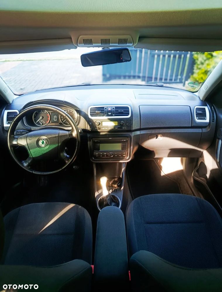 Skoda Roomster 1.6 16V Comfort PLUS EDITION - 23