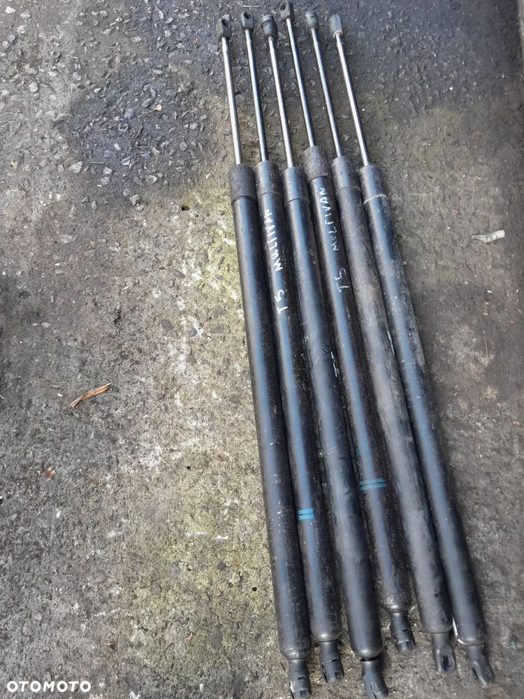 Siłownik klapy VW T5