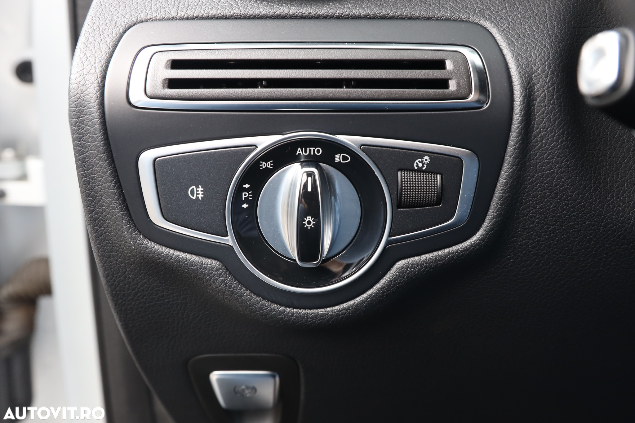 Mercedes-Benz GLC 250 d 4MATIC - 22