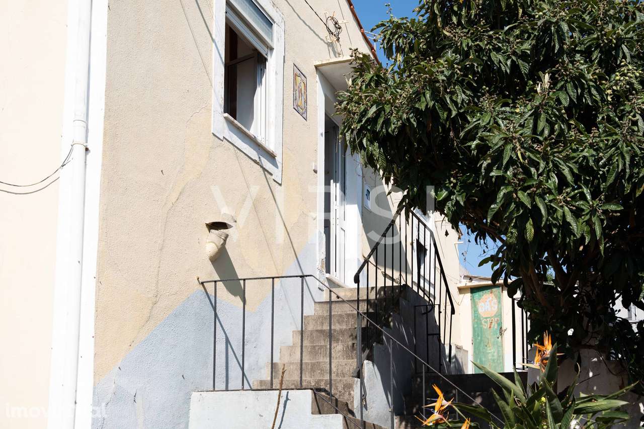 Moradia para remodelar a 3 min do ISCAC - Grande imagem: 4/39