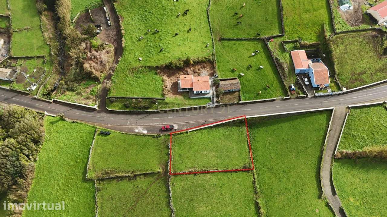 Terreno com Vista Mar em Doze Ribeiras, Angra do Heroísmo - Grande imagem: 4/8