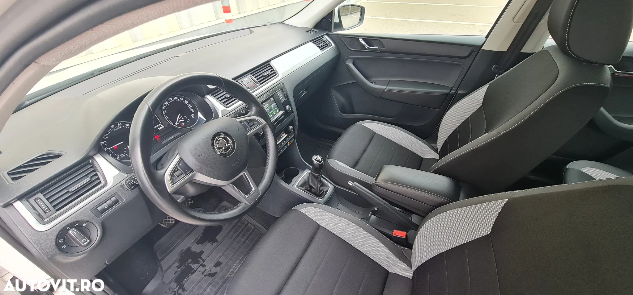 Skoda RAPID 1.6 TDI Style - 6