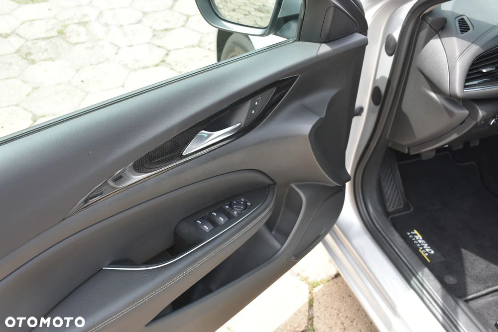 Opel Insignia 2.0 Business Innovation - 13