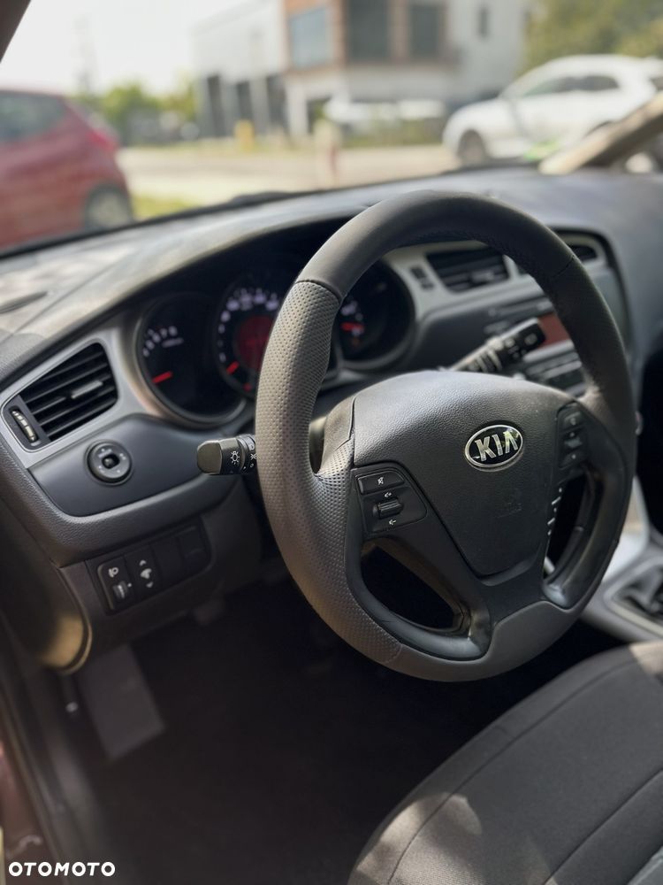 Kia Ceed 1.4 M - 13