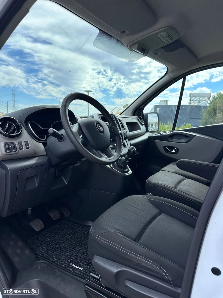 Renault Trafic - 8