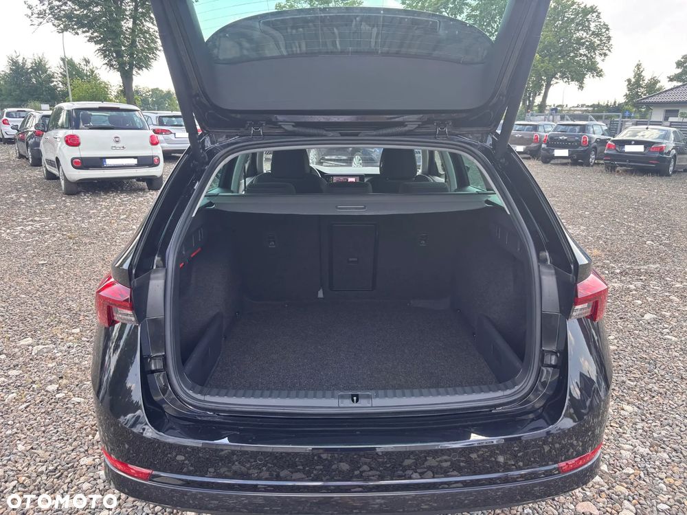 Skoda Octavia 1.5 TSI ACT Style - 24