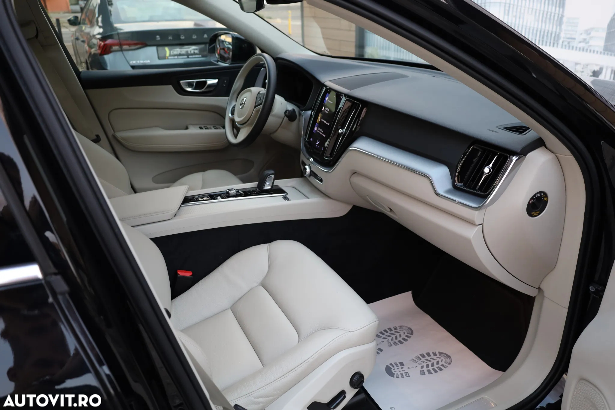Volvo XC 60 B4 D Geartronic Momentum - 12