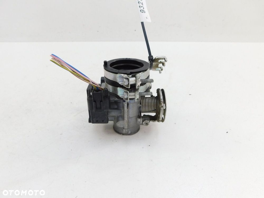 YAMAHA YZF-R 125 14-18 PRZEPUSTNICA - 2