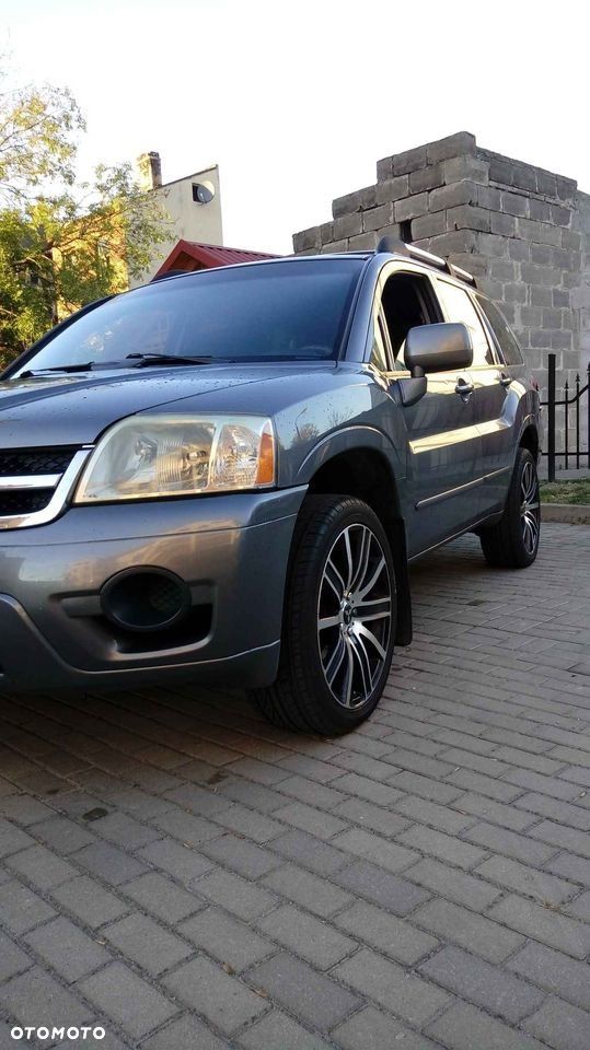 Mitsubishi Endeavor - 11