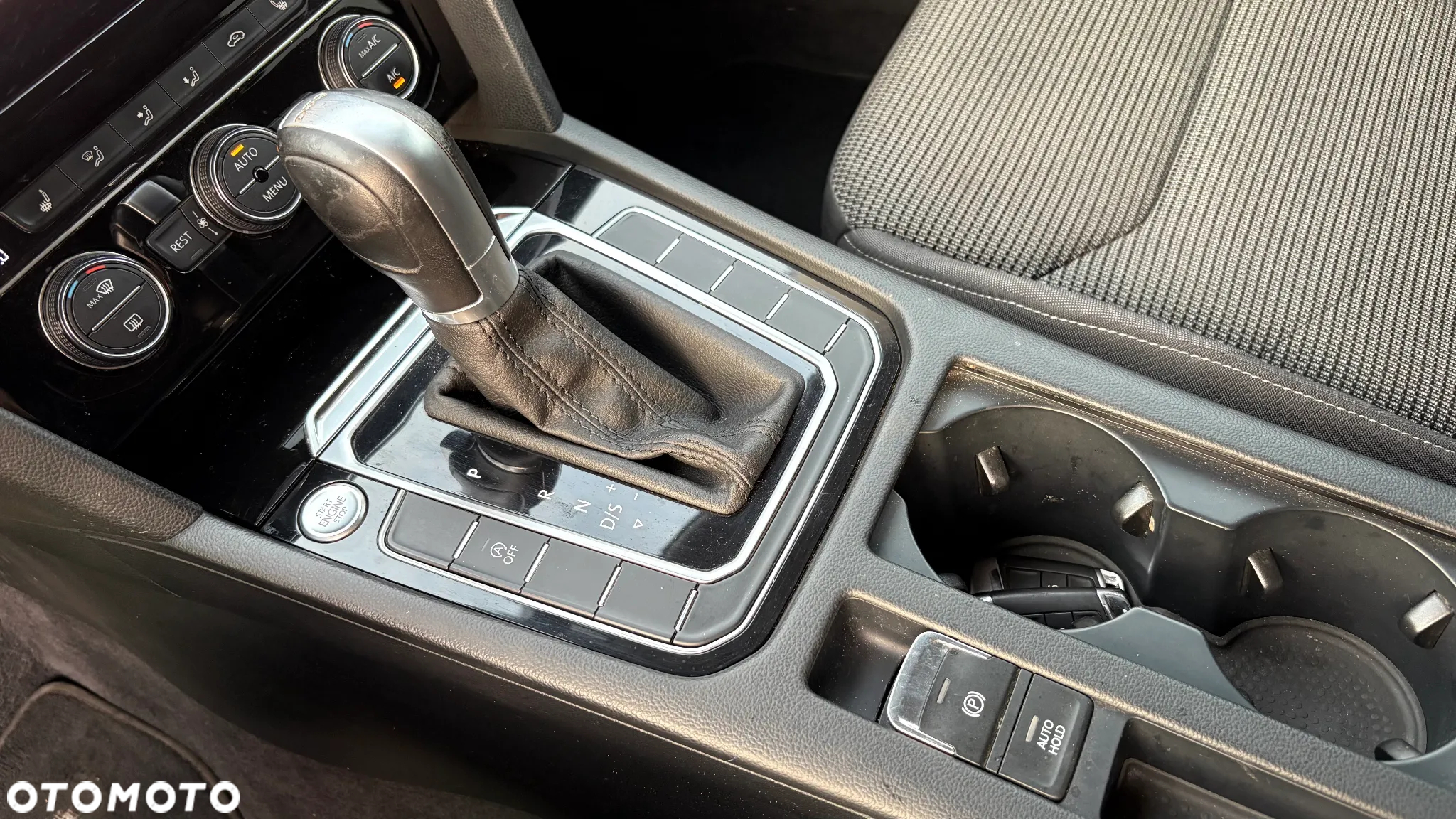 Volkswagen Arteon 2.0 TSI Essence DSG - 28
