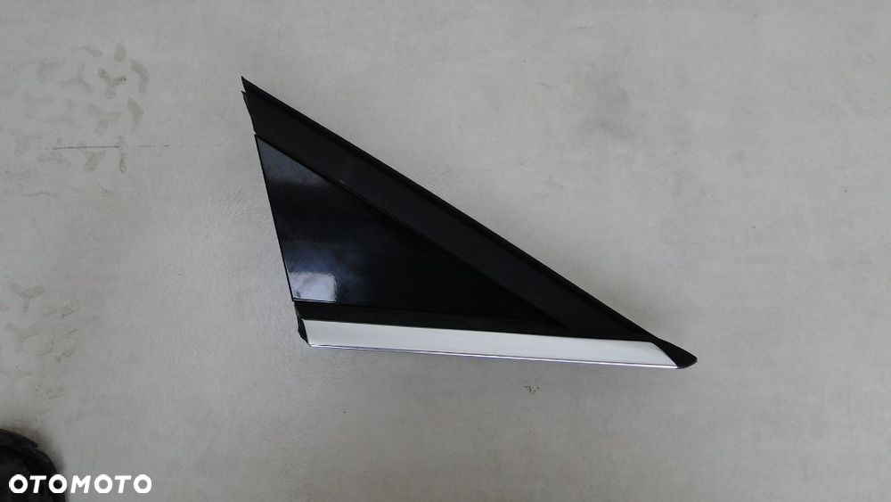 PEUGEOT 5008 3008 I OSŁONA NAKŁADKA TRÓJKĄT BŁOTNIKA PRAWY PRZÓD - 1