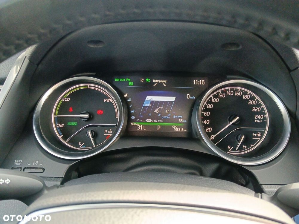 Toyota Camry 2.5 Hybrid Executive CVT - 14