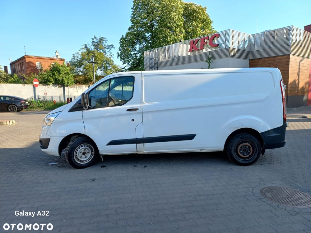Ford TRANSIT CUSTOM - 1