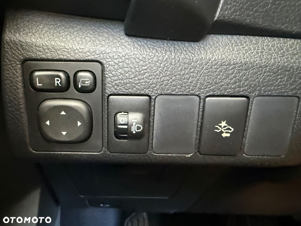 Toyota Auris - 20