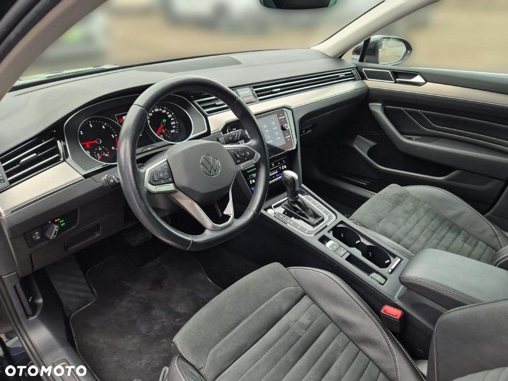 Volkswagen Passat - 9