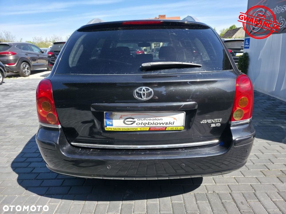 Toyota Avensis - 9