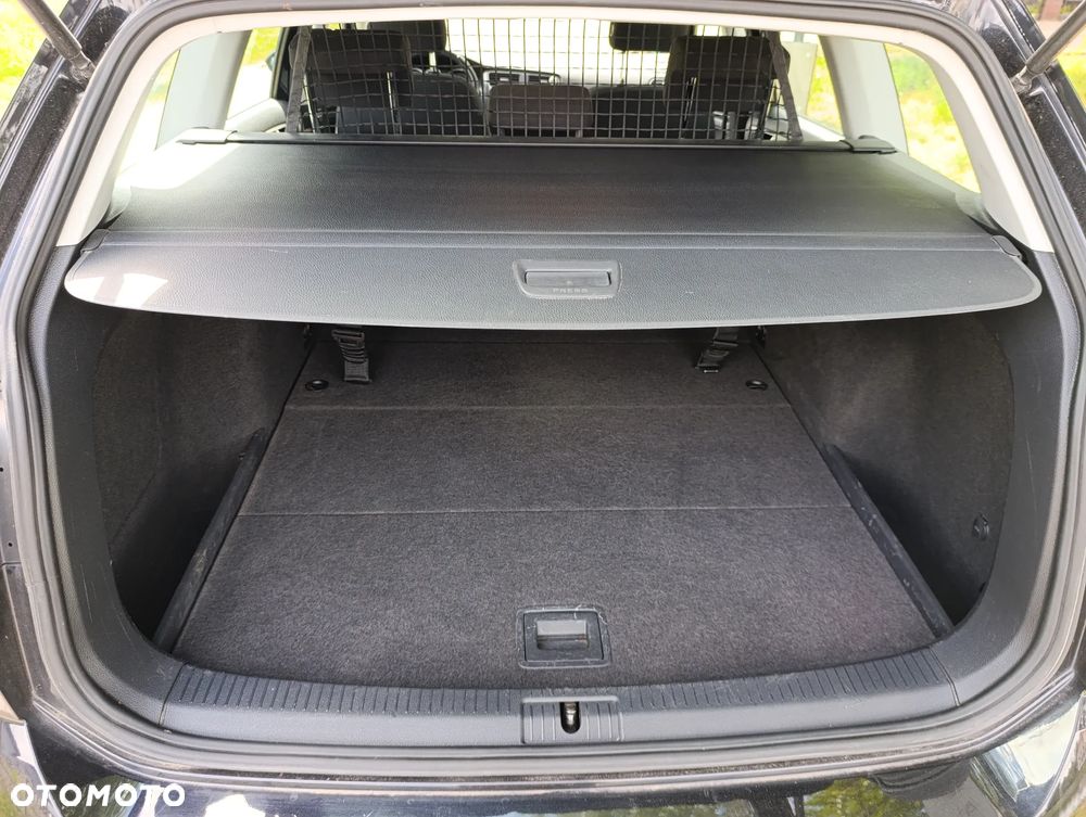 Volkswagen Golf VII 1.6 TDI BMT Comfortline - 18