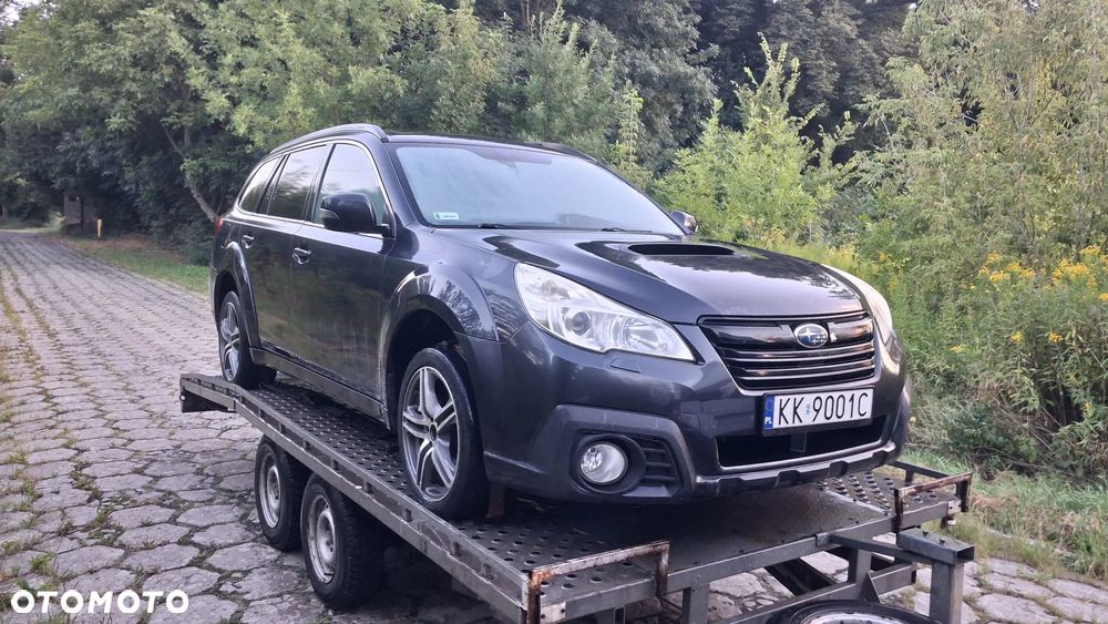 Na części Subaru Legacy IV Estate (BR) Outback FL silnik 2.0 D 150 KM DOHC BOXER TURBO DIESE EE20Z lakier 61K skrzynia automatyczna CVT maska zderzak drzwi klapa szyba fotel kanapa lusterko lampa deska GWARANCJA !!! Przód Tył Zestaw Komplet Drzwi Klapa Zderzak Błotnik Maska Grill Atrapa Szyba Pas Lampa Lusterko Boczki Fotel Kanapa Kokpit Deska Rozdzielcza Przełącznik Włącznik Sterownik Przewody Wiązka Instalacja Moduł Komputer Czujnik Listwa Pompa Alternator Wtryski Głowica Rozrusznik Kompresor Sprzęgło Dwumas Silnik  Skrzynia ABS Klimatyzacji Paliwa Wspomagania Kolektor Turbina Przepustnica Zawór Chłodnica Koło Hak Belka Sanki Zawieszenie Mcpherson Półoś Amortyzator Wydech Tłumik Zacisk Most - 1