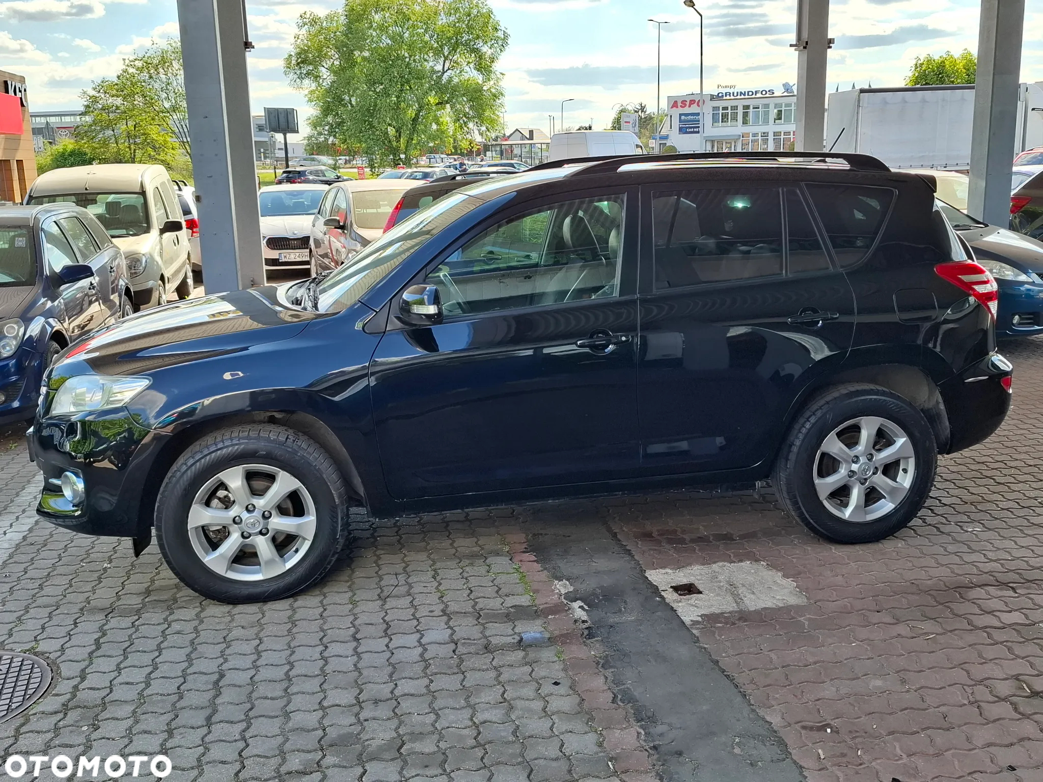 Toyota RAV4 2.2 D-4D 4x4 Comfort - 22