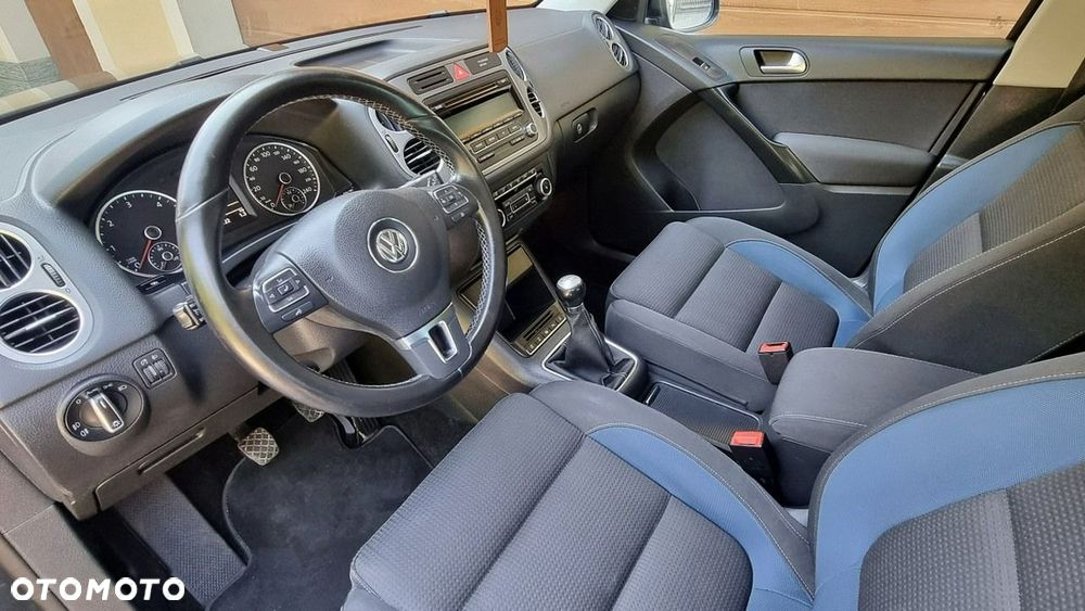 Volkswagen Tiguan - 11