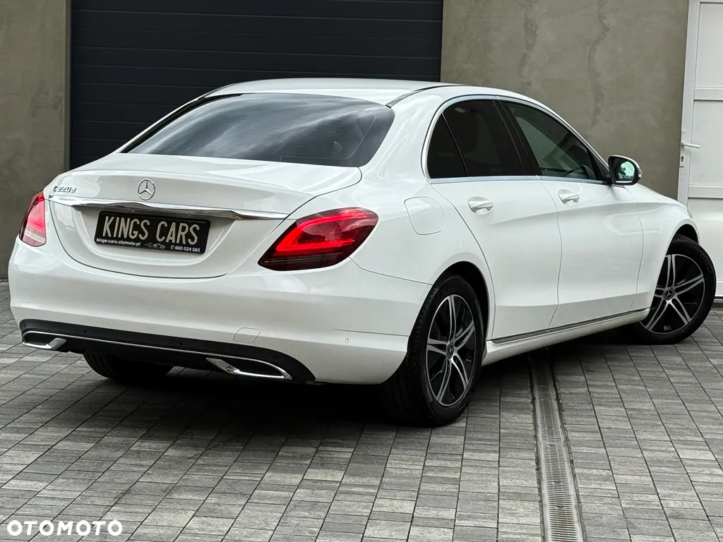 Mercedes-Benz Klasa C 220 d T 9G-TRONIC Exclusive - 22