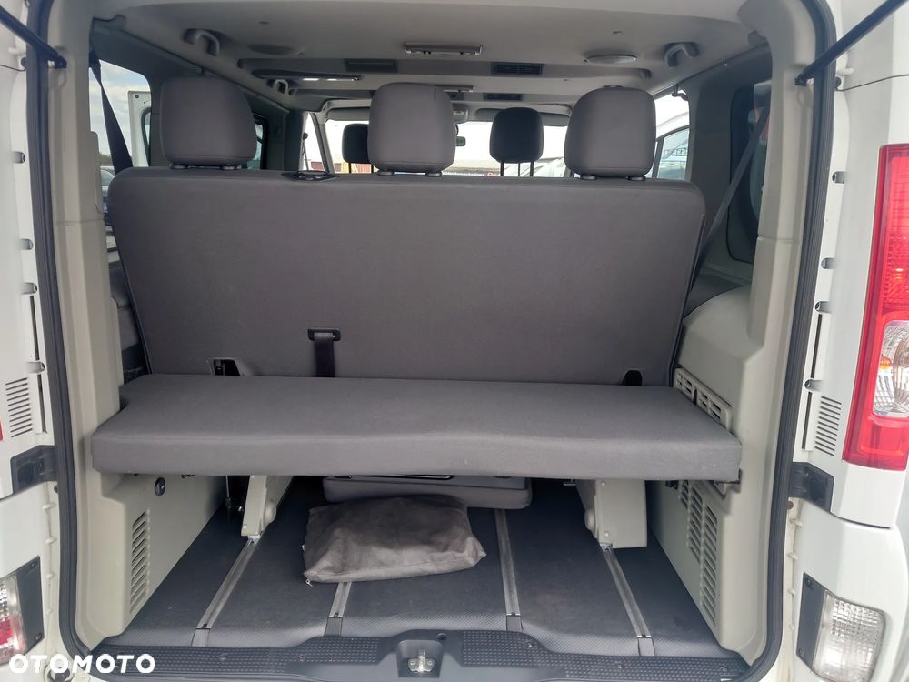 Opel Vivaro - 17
