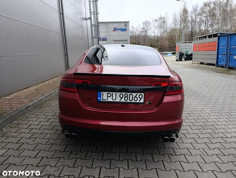 Jaguar XF 4.2 SV8 - 15