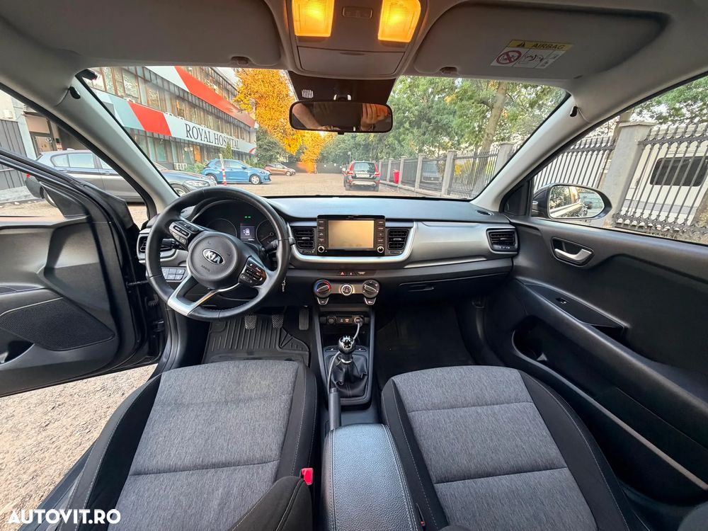 Kia Stonic 1.2 GSL Urban - 10