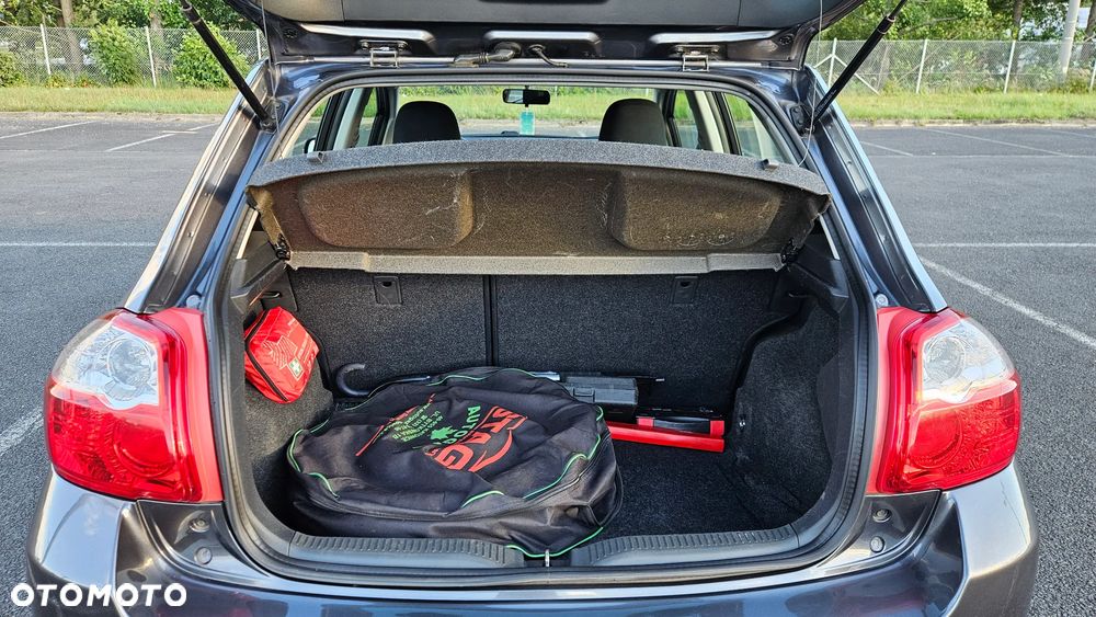 Toyota Auris 1.6 Premium - 13