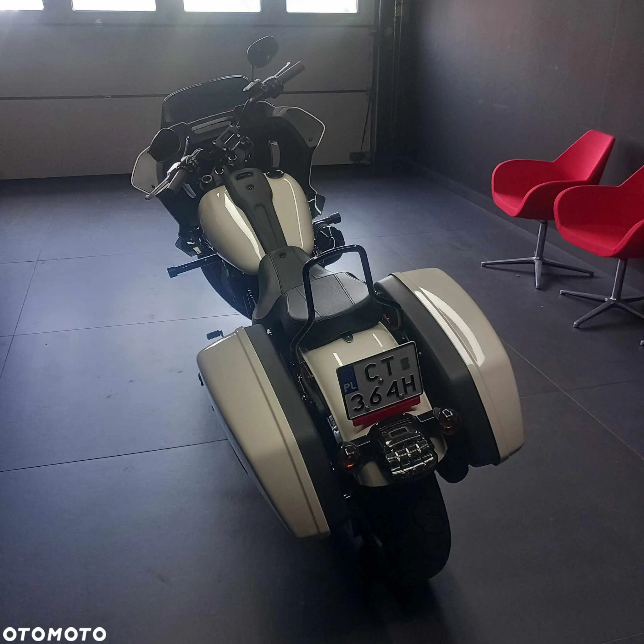 Harley-Davidson Softail Low Rider - 4