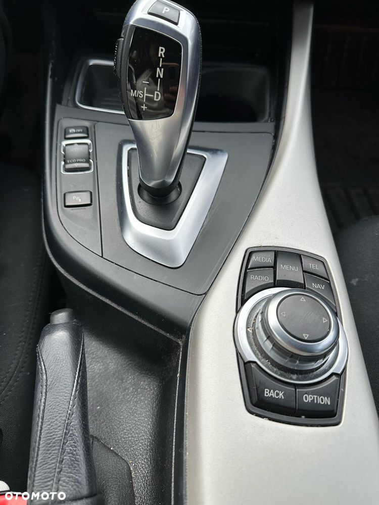 BMW Seria 1 118d - 7