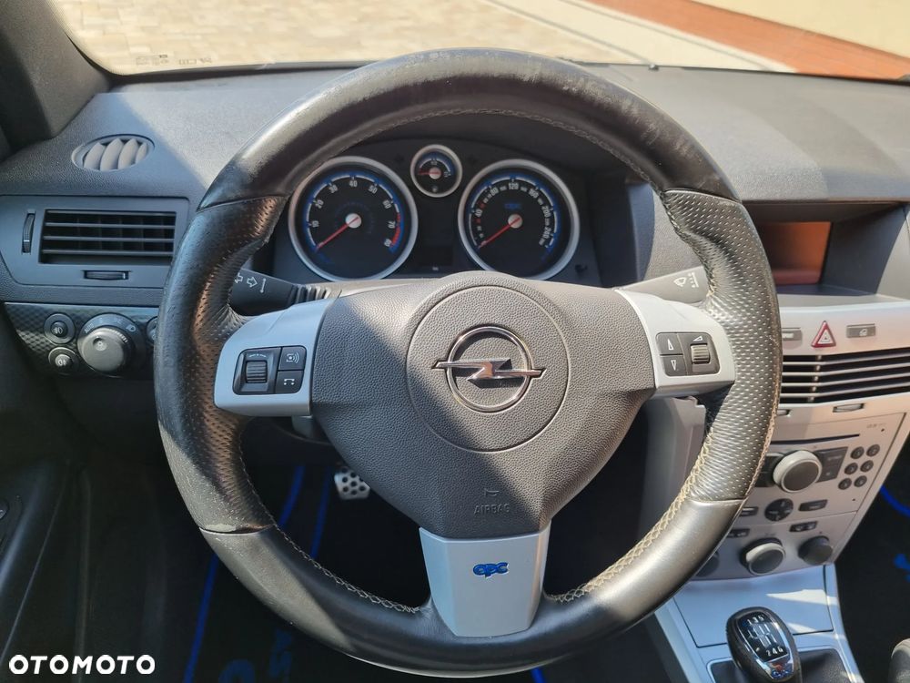 Opel Astra 2.0 T OPC - 20