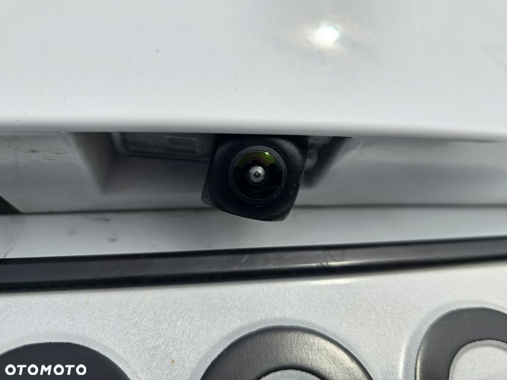 Ford Kuga - 23