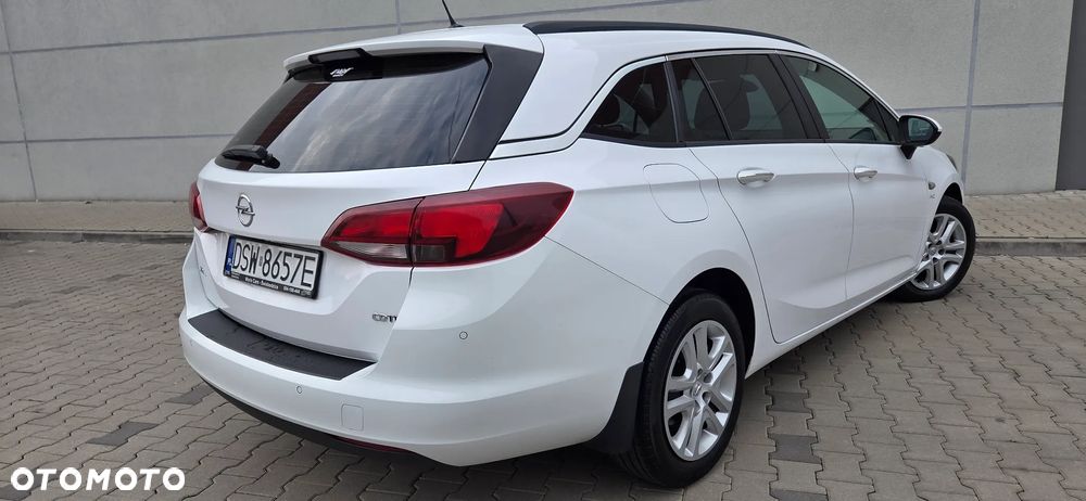 Opel Astra 1.6 CDTI Essentia - 6