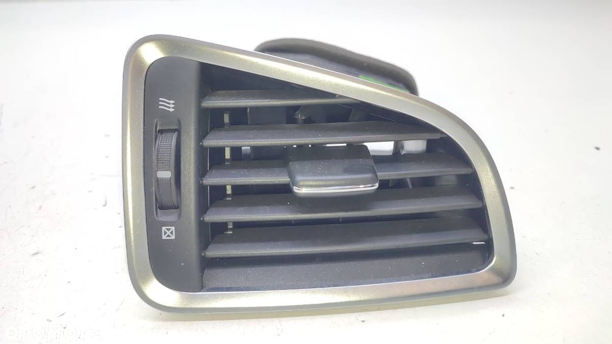 KRATKA NAWIEWU PRAWA DESKI KONSOLI SUZUKI SX4 S-CROSS LIFT 73630-61M0 - 3