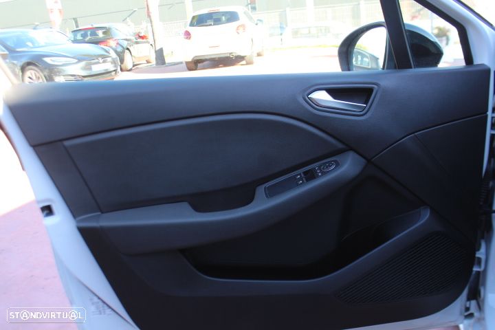 Renault Clio 1.0 SCe Zen - 18