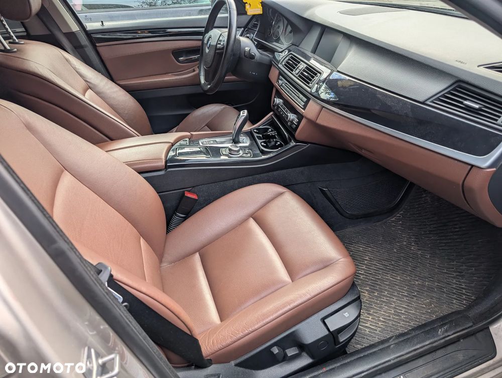 BMW Seria 5 - 23