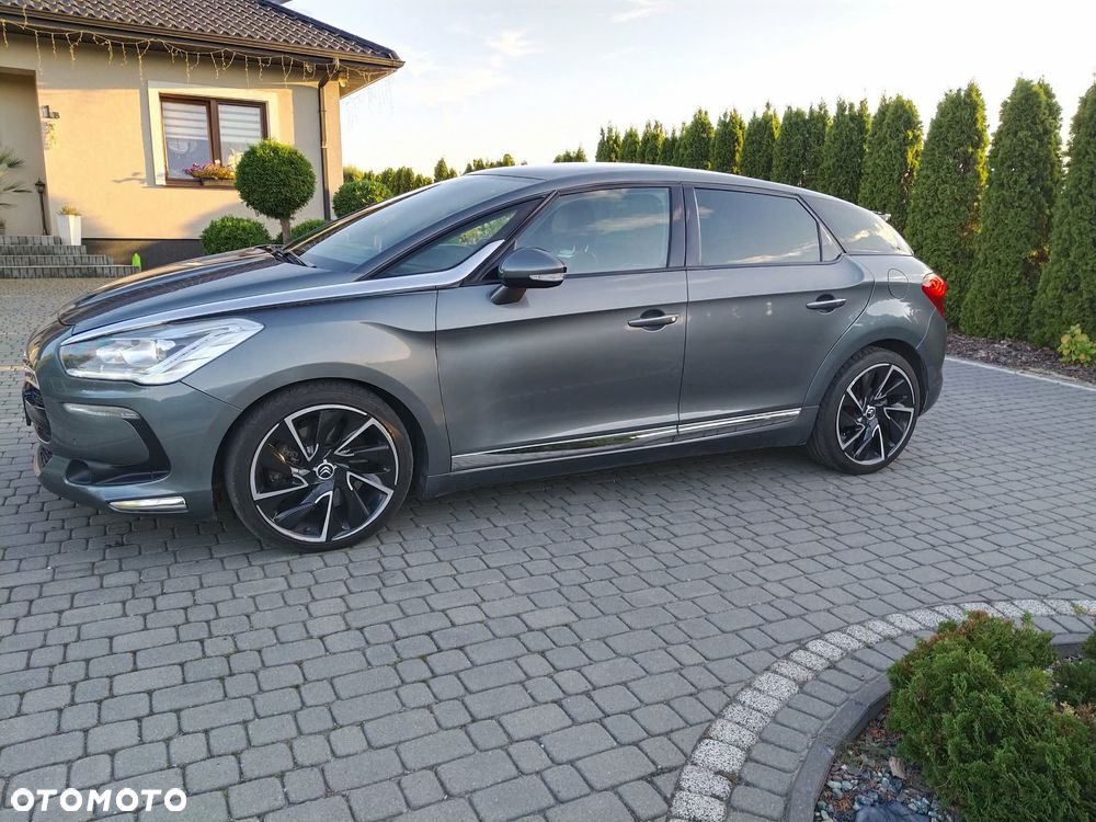 Citroën DS5 2.0 HDi SportChic - 2