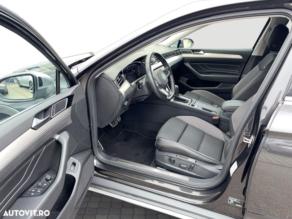 Volkswagen Passat Alltrack 2.0 TDI SCR DSG 4Motion - 9