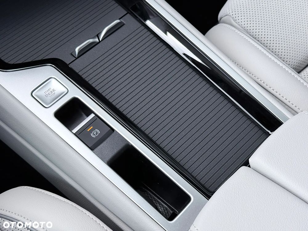 Volkswagen Passat 2.0 TDI EVO Elegance DSG - 25