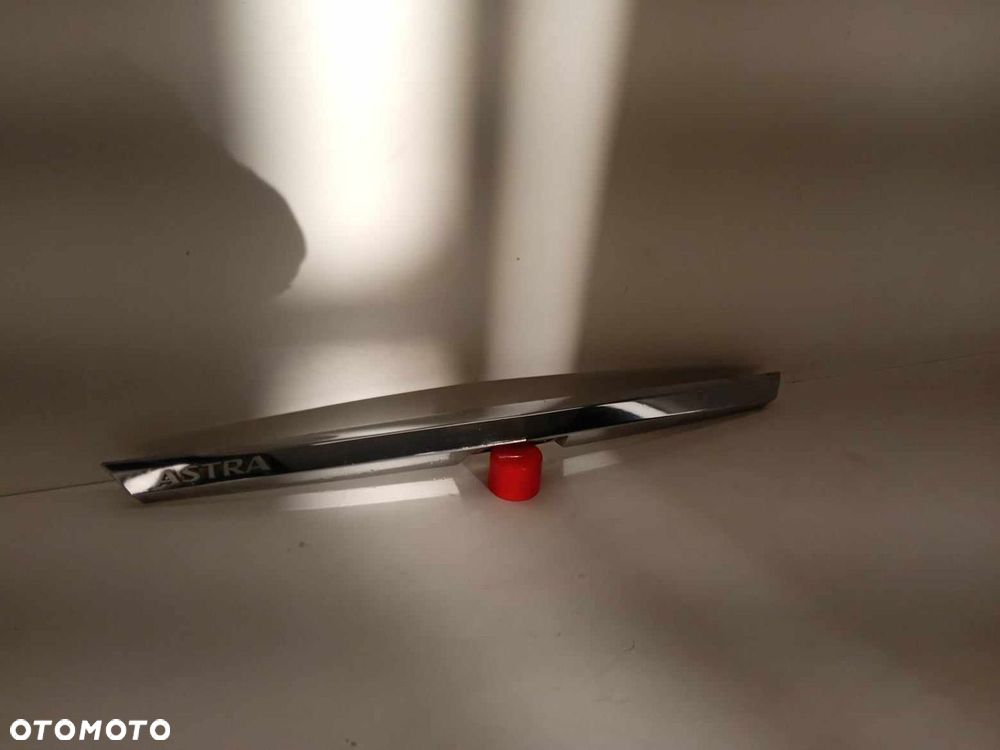 LISTWA BLENDA MIKROSTYK KLAPY TYŁ OPEL ASTRA H - 4