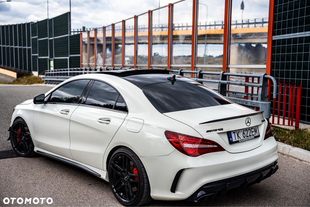 Mercedes-Benz CLA - 4