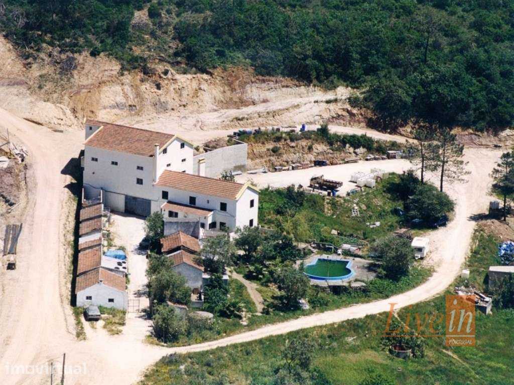 Quinta com 40.000m² na Venda do Pinheiro - Grande imagem: 2/17