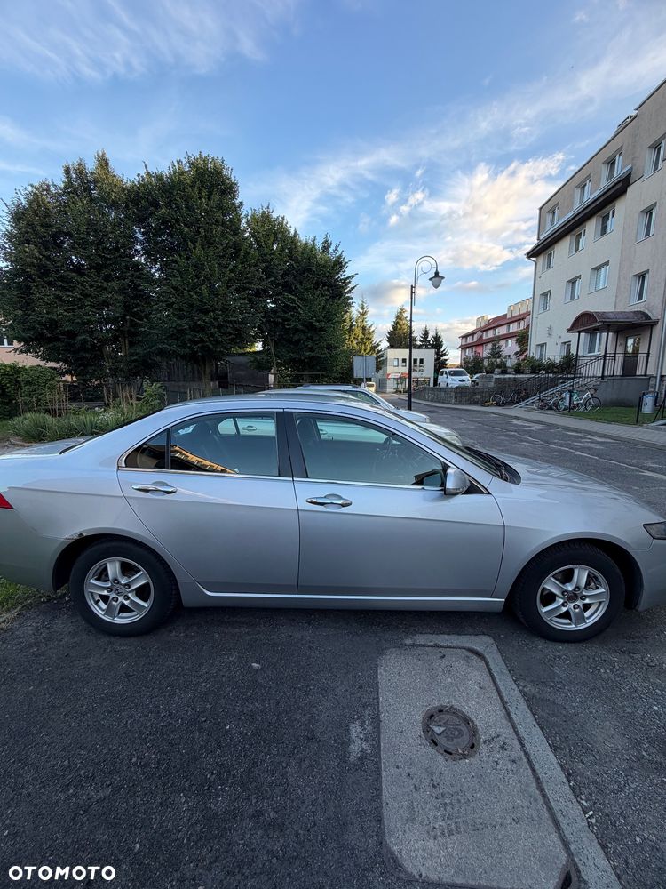 Honda Accord 2.0 Comfort - 4