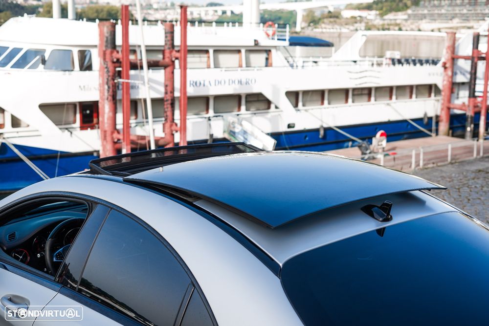 Mercedes-Benz CLA 45 AMG 4Matic Speedshift DCT 7G Night Edition - 13