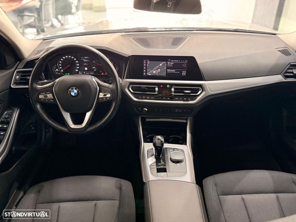 BMW 320 d Touring Line Sport Auto - 16