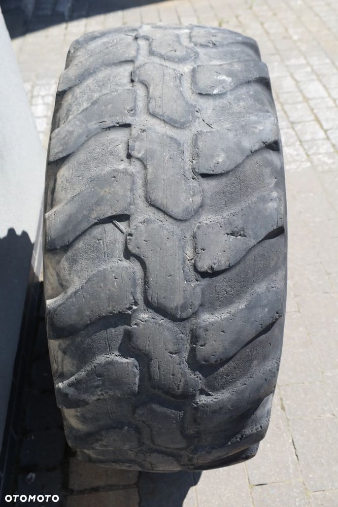 Opona Dunlop SP T9 405/70R18 - 4