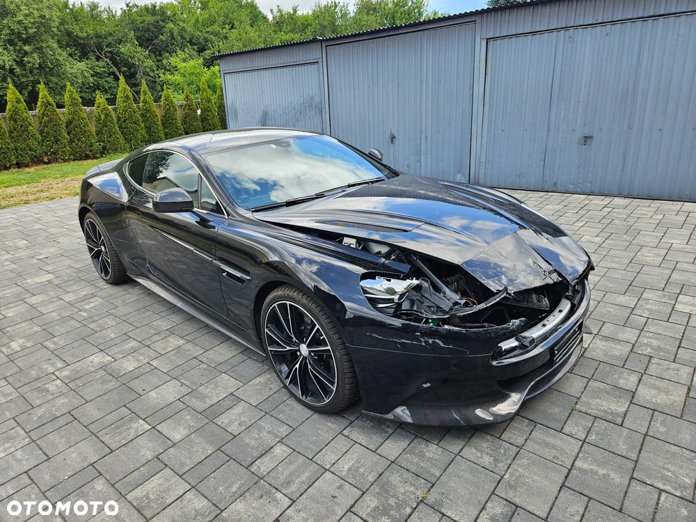 Aston Martin V12 Vanquish ver-45-amg-4matic-7g--dct - 13
