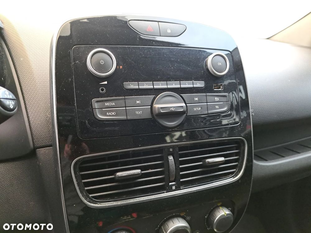 Renault Clio 0.9 TCe Alize - 14